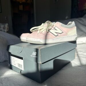 New Balance Women's Pink and White Sneakers